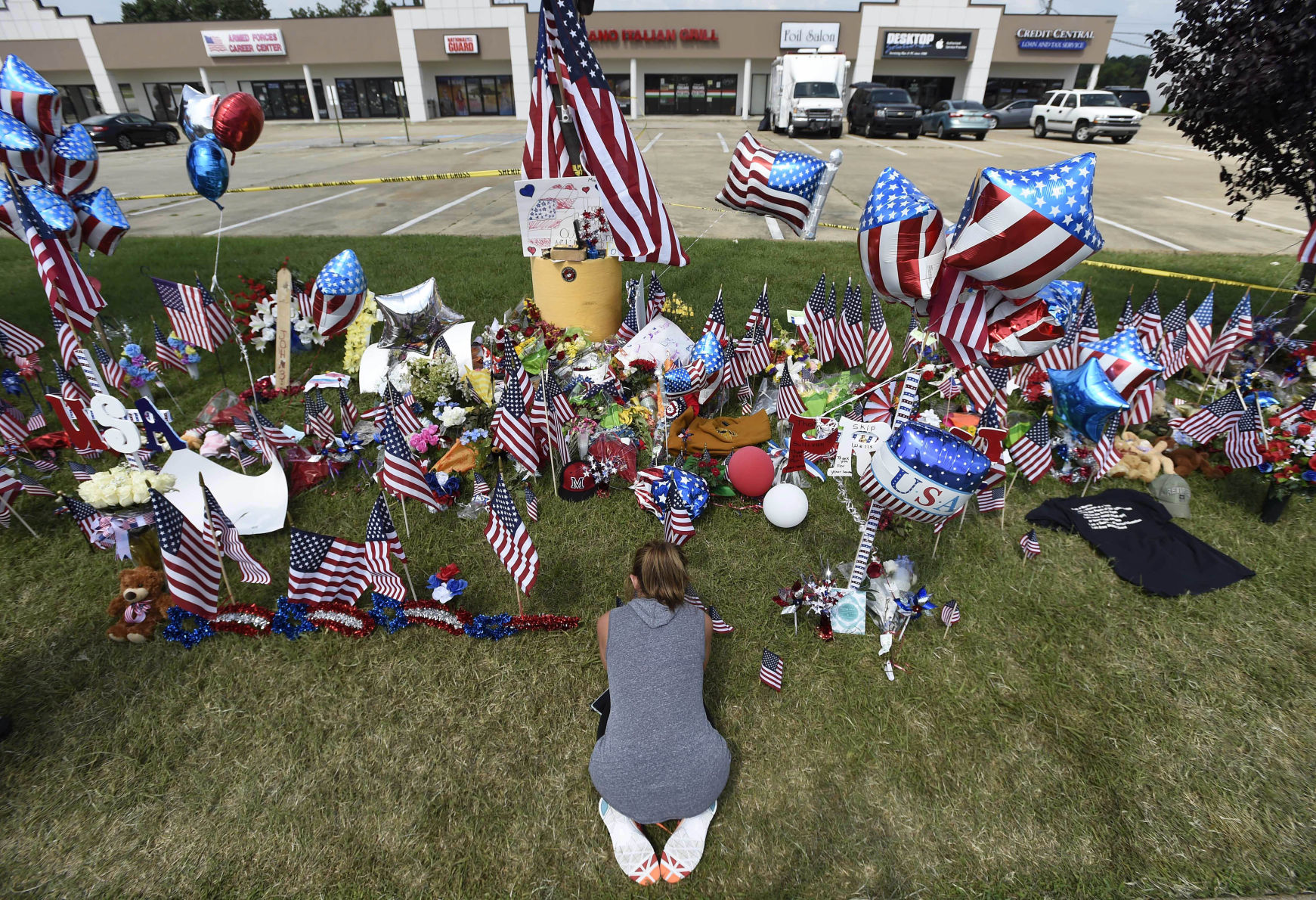 July 16, 2015, Chattanooga: 5 killed